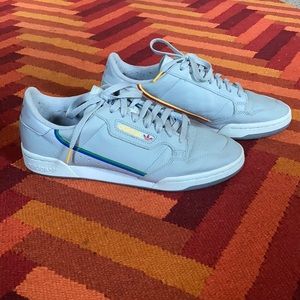 US size 10 Adidas Men’s Shoes